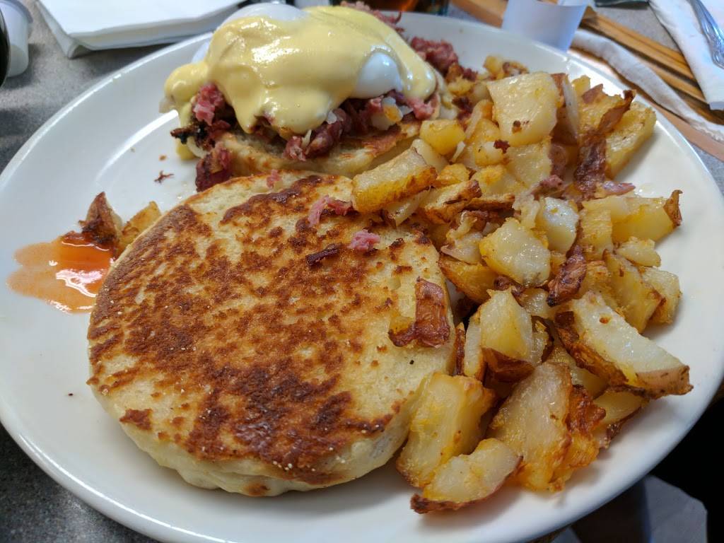 Stones Cafe & Bakery | cafe | 424 Walnut Hill Rd, North Yarmouth, ME 04097, USA | 2078294000 OR +1 207-829-4000