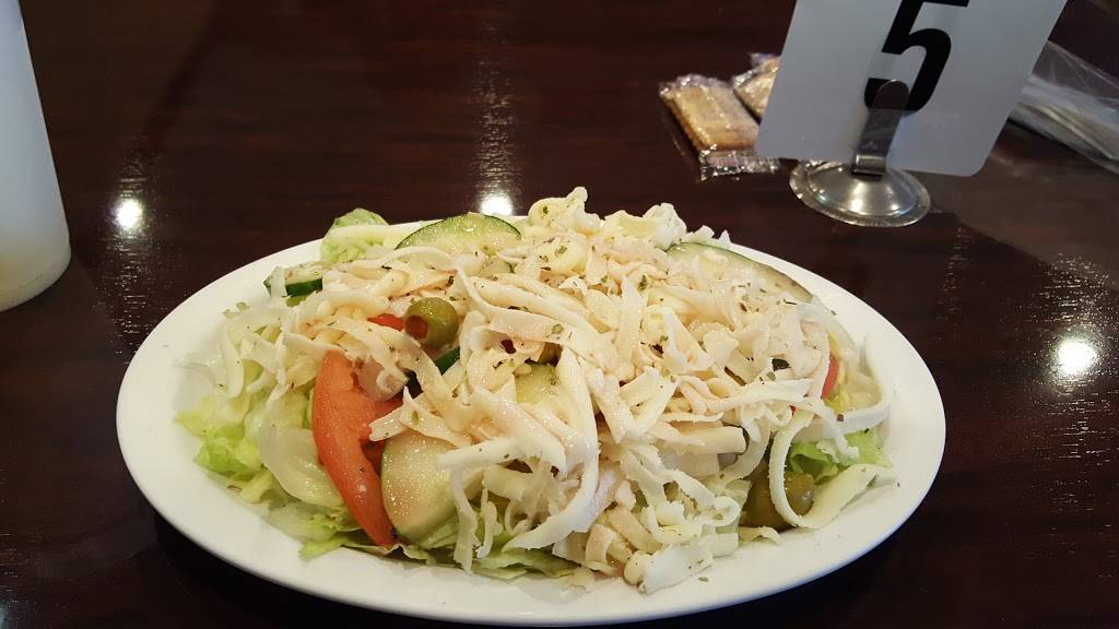 O Sole Mio Pizzeria | restaurant | 1018 Bill Tuck Hwy, South Boston, VA 24592, USA | 4345751270 OR +1 434-575-1270