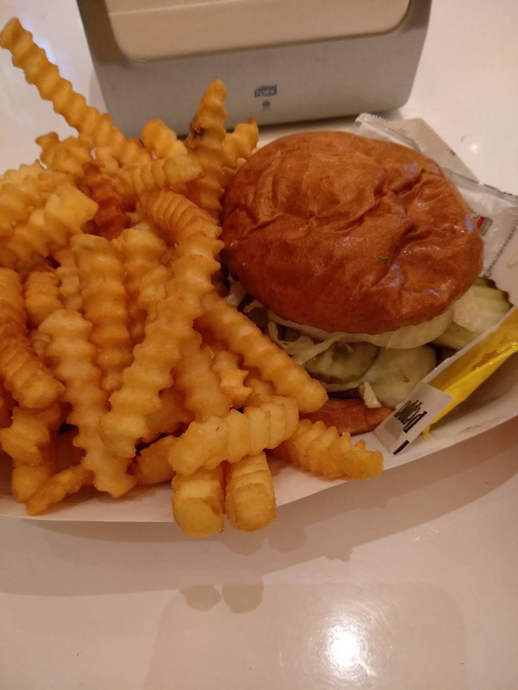 Gridiron Grill | restaurant | 11011 W Charleston Blvd, Las Vegas, NV 89135, USA | 7027977777 OR +1 702-797-7777