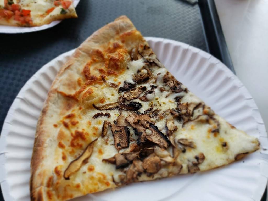 Brooklyn Pizza | restaurant | 111 Henrietta St, Birmingham, MI 48009, USA | 2482586690 OR +1 248-258-6690