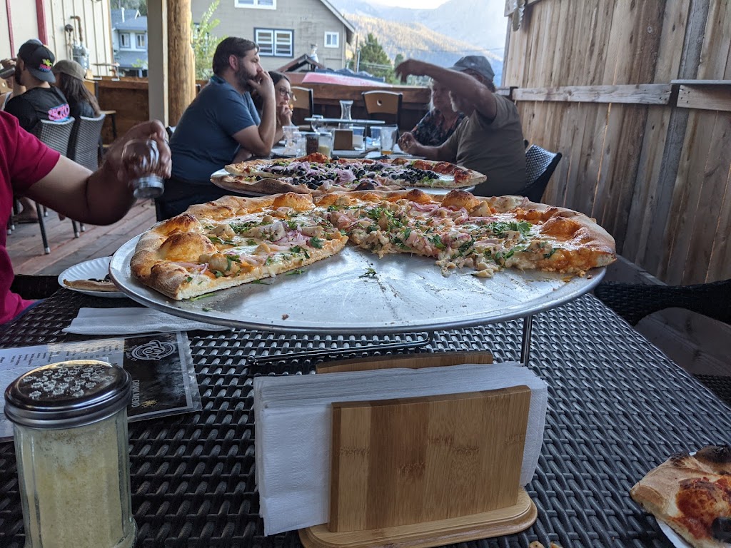 June Pie Pizza Co. | restaurant | 2588 CA-158, June Lake, CA 93529, USA | 7606487774 OR +1 760-648-7774