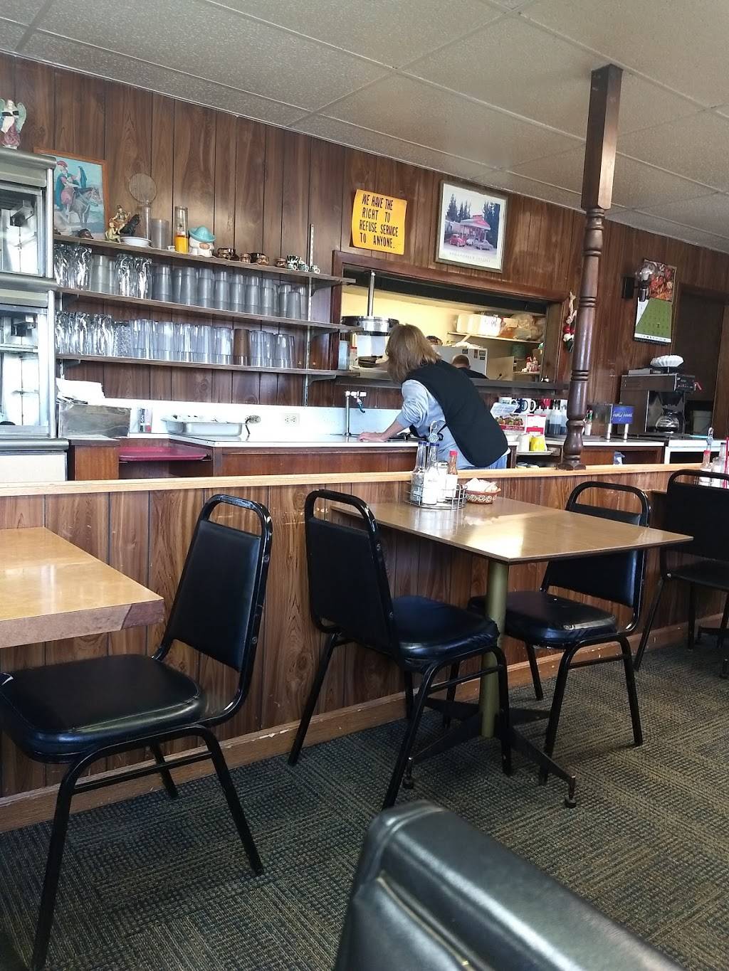 Le Desmas Restaurant | restaurant | 3351 N Broadway, Wichita, KS 67219, USA | 3168382711 OR +1 316-838-2711