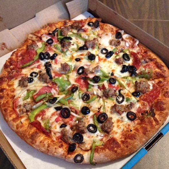 La Pequena Taste of Italy Pizza | meal delivery | 37-72 90th St, Jackson Heights, NY 11372, USA | 7185052600 OR +1 718-505-2600