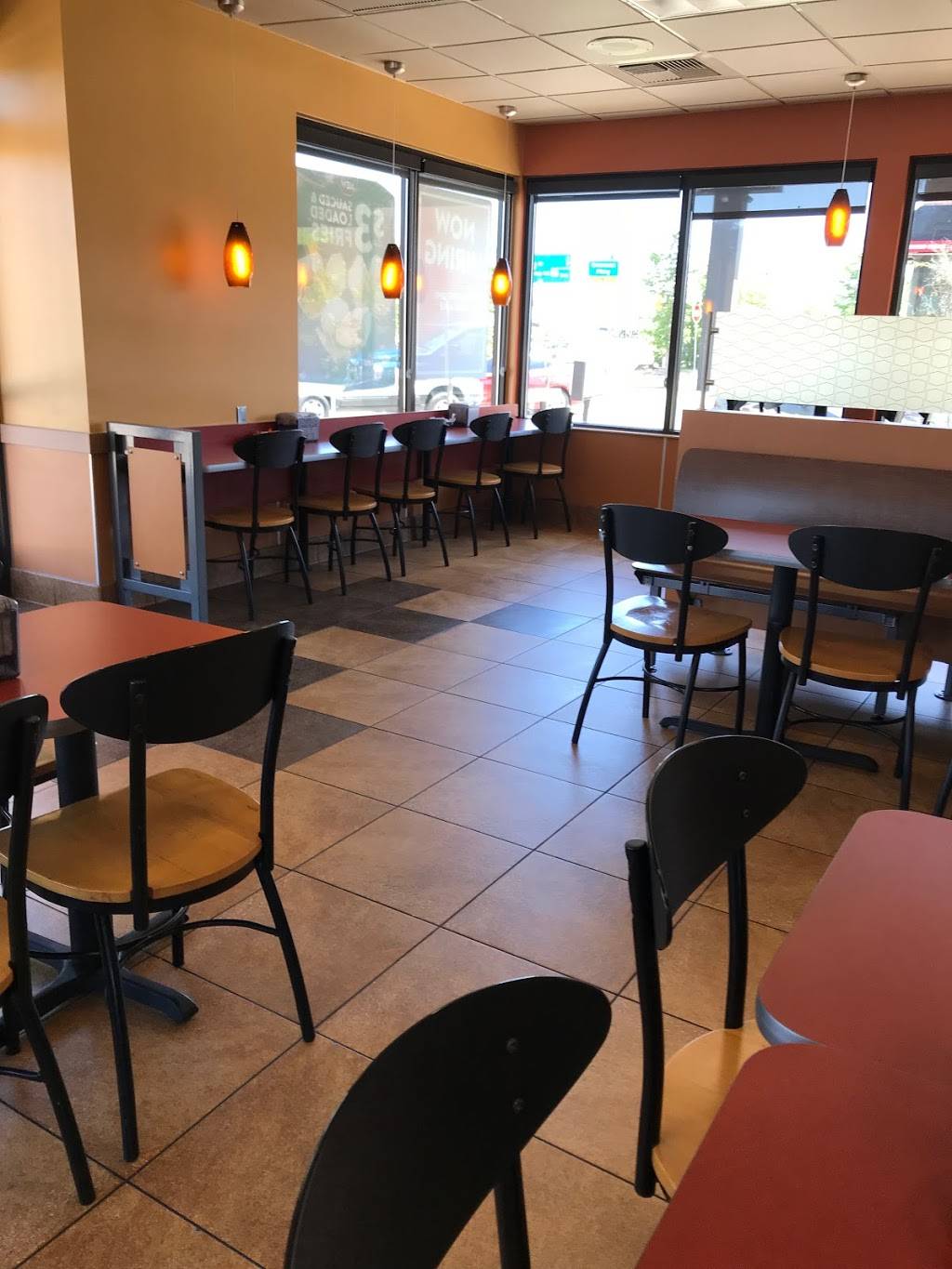 Jack in the Box | restaurant | 1001 South Fwy, Fort Worth, TX 76104, USA | 8178109384 OR +1 817-810-9384