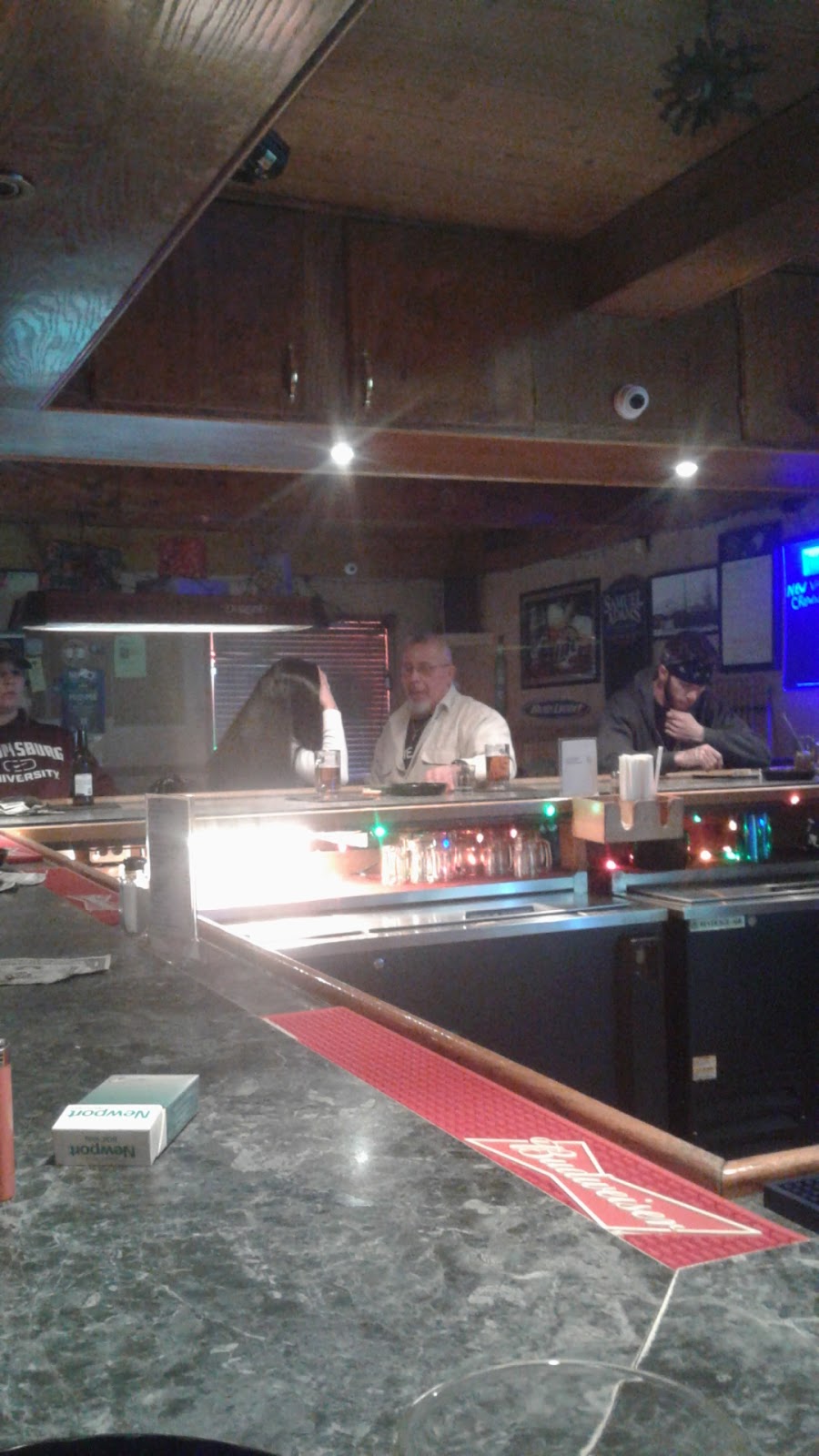 R Ds Roadhouse Bar & Grill | restaurant | 23 Perry Ave, Bloomsburg, PA 17815, USA | 5707844217 OR +1 570-784-4217