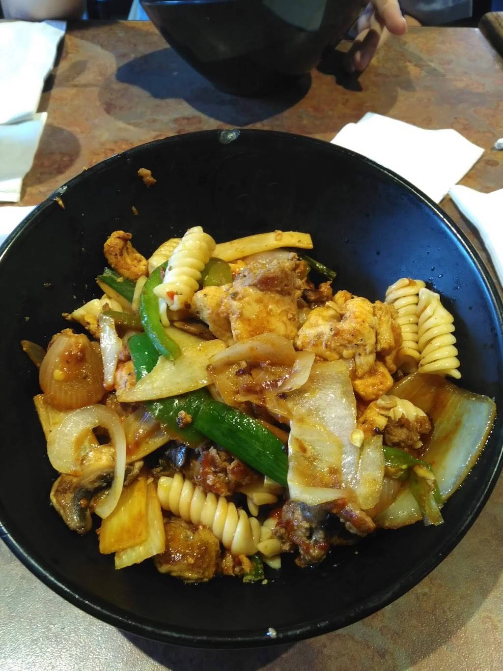 Genghis Grill | restaurant | 2362 N Germantown Pkwy, Cordova, TN 38016, USA | 9015840412 OR +1 901-584-0412