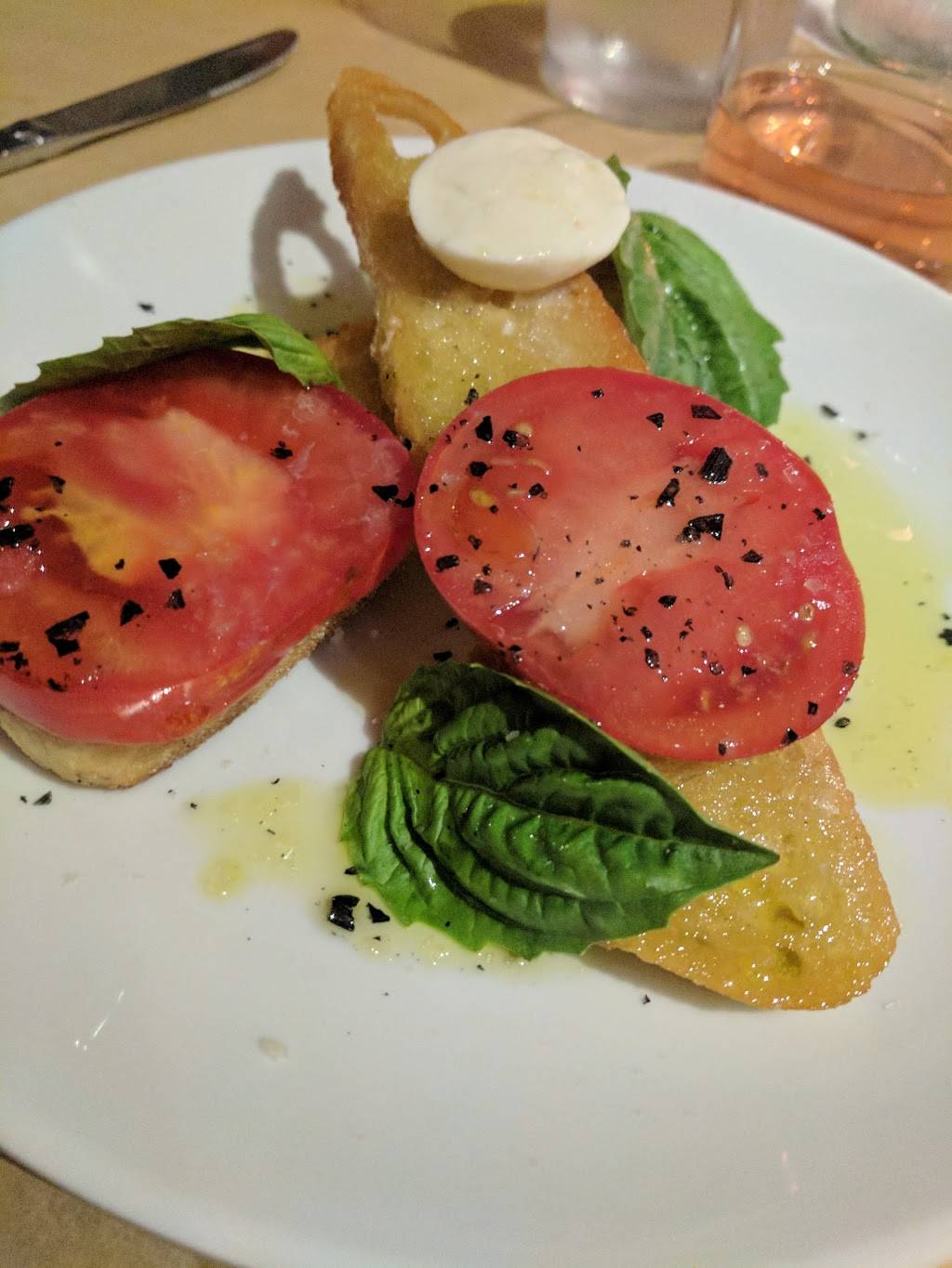 Cachagua General Store | restaurant | 69 W Carmel Valley Rd, Carmel Valley, CA 93924, USA | 8316595100 OR +1 831-659-5100