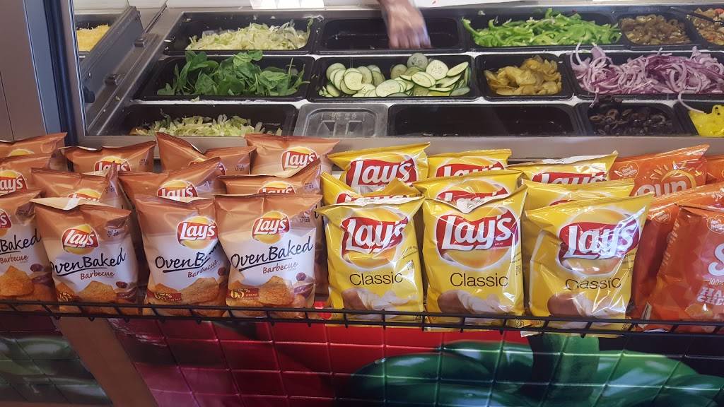 Subway Restaurants | restaurant | 1756 W Lake St, Hanover Park, IL 60133, USA | 6307360180 OR +1 630-736-0180