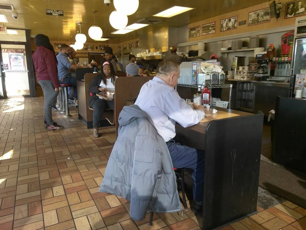 Waffle House | meal takeaway | 839 Virginia Ave, Hapeville, GA 30354, USA | 4046841800 OR +1 404-684-1800