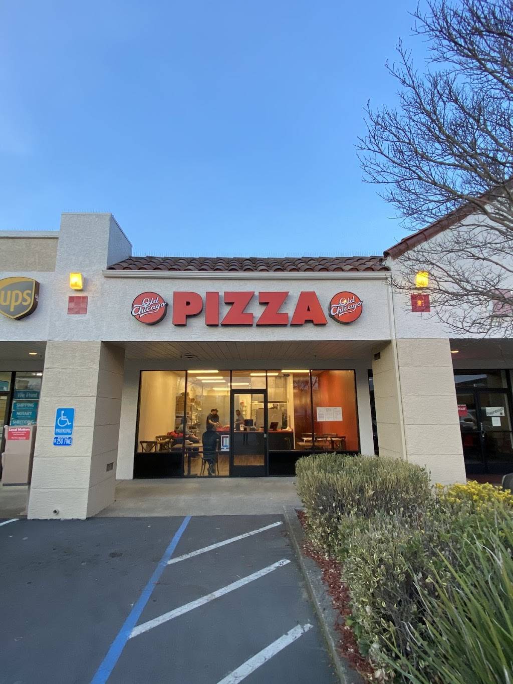 Old Chicago Pizza Delivery & Takeout | meal delivery | 1390 N McDowell Blvd Suite H, Petaluma, CA 94954, USA | 7077328008 OR +1 707-732-8008