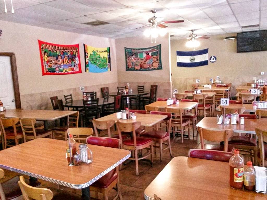 La Perla Restaurant | restaurant | 1423 E Grauwyler Rd, Irving, TX 75061, USA | 9725545039 OR +1 972-554-5039