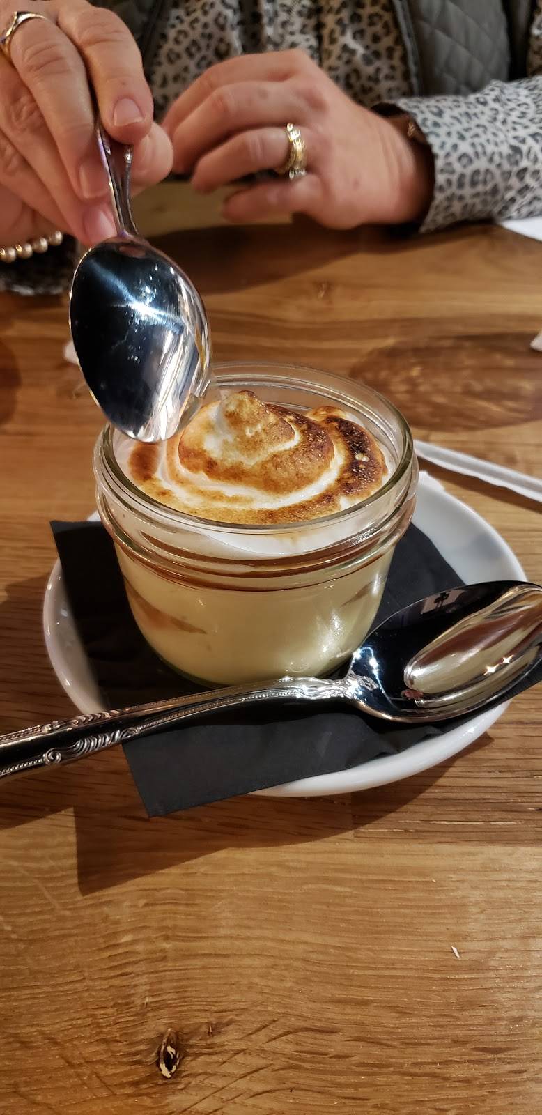 Primrose Table | restaurant | 1650 Memorial Blvd, Murfreesboro, TN 37129, USA | 6159005790 OR +1 615-900-5790