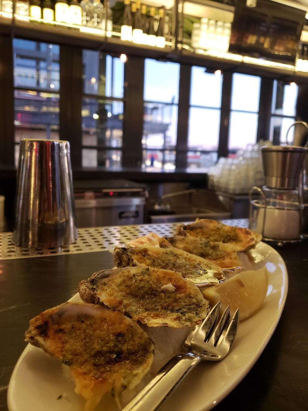 Rappahannock Oyster Bar (Wharf) | restaurant | 1150 Maine Ave SW, Washington, DC 20024, USA | 2024840572 OR +1 202-484-0572