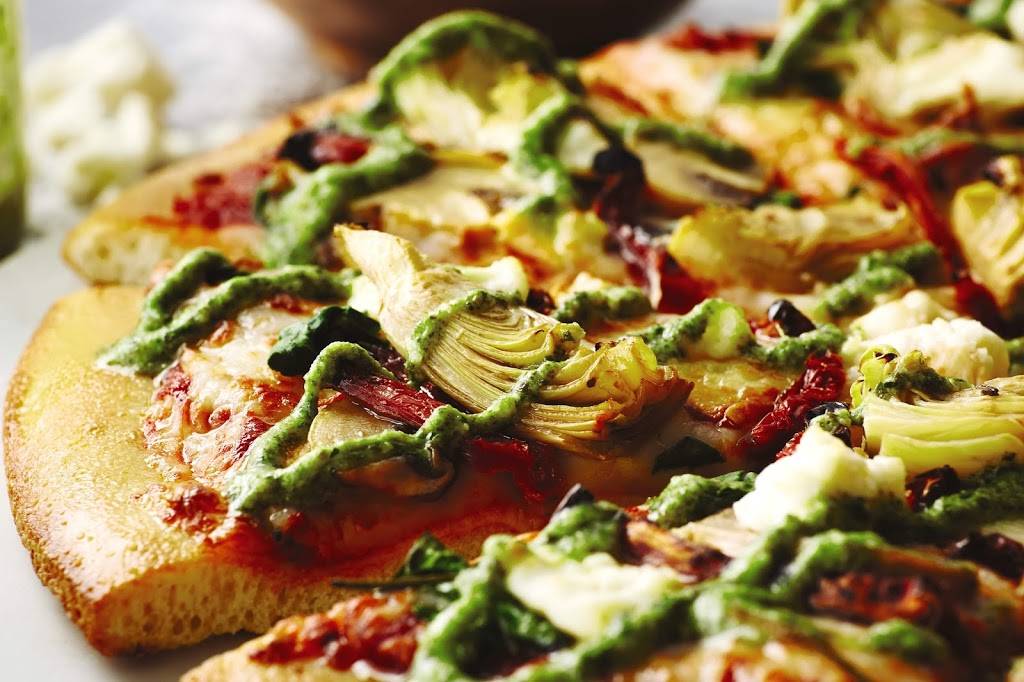 Boston Pizza | restaurant | 7733 Boulevard Taschereau, Brossard, QC J4Y 1A3, Canada | 4506781600 OR +1 450-678-1600