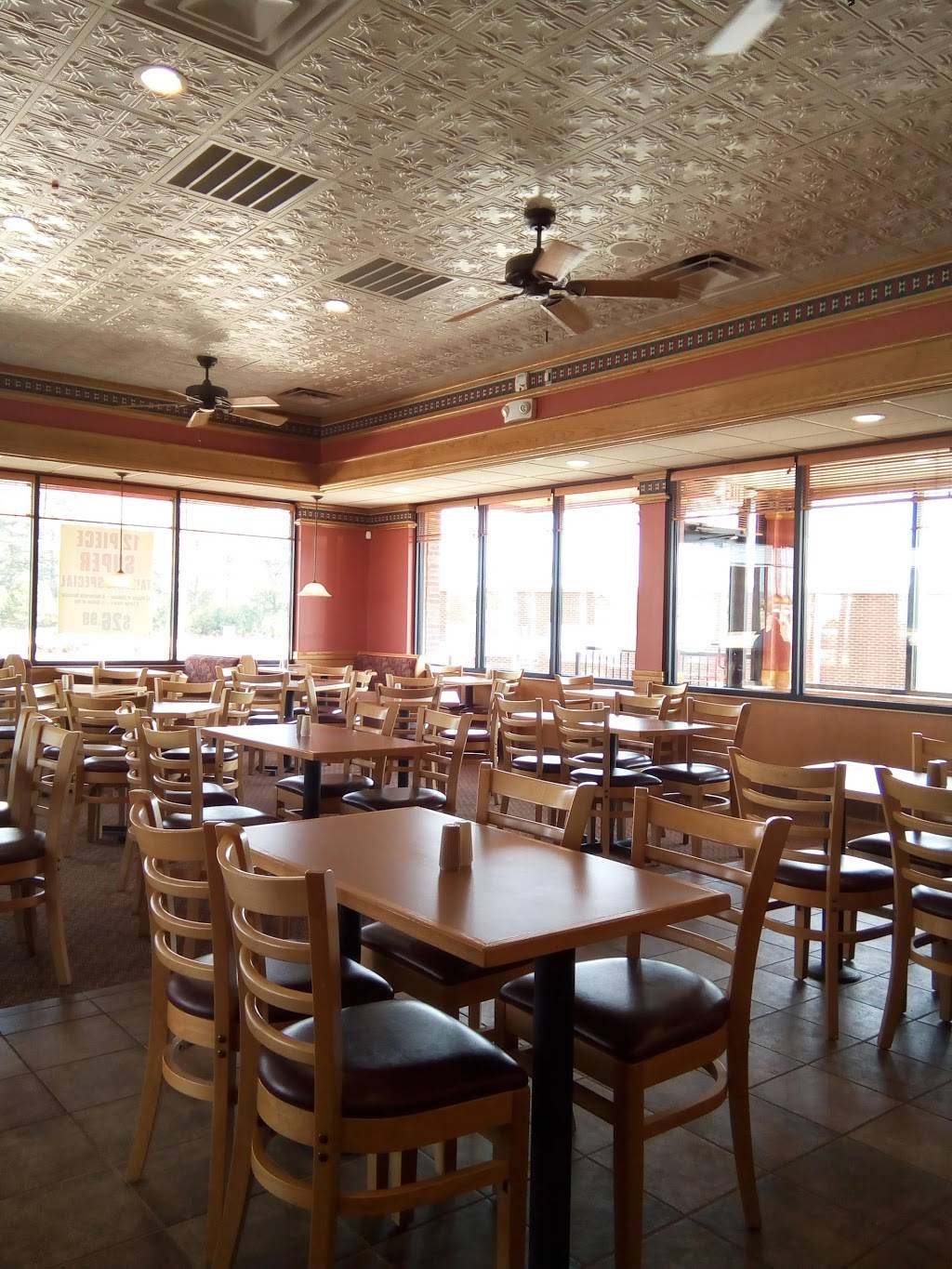 Bojangles Famous Chicken n Biscuits | restaurant | 7049 Hwy 72 W, Huntsville, AL 35806, USA | 2565138272 OR +1 256-513-8272