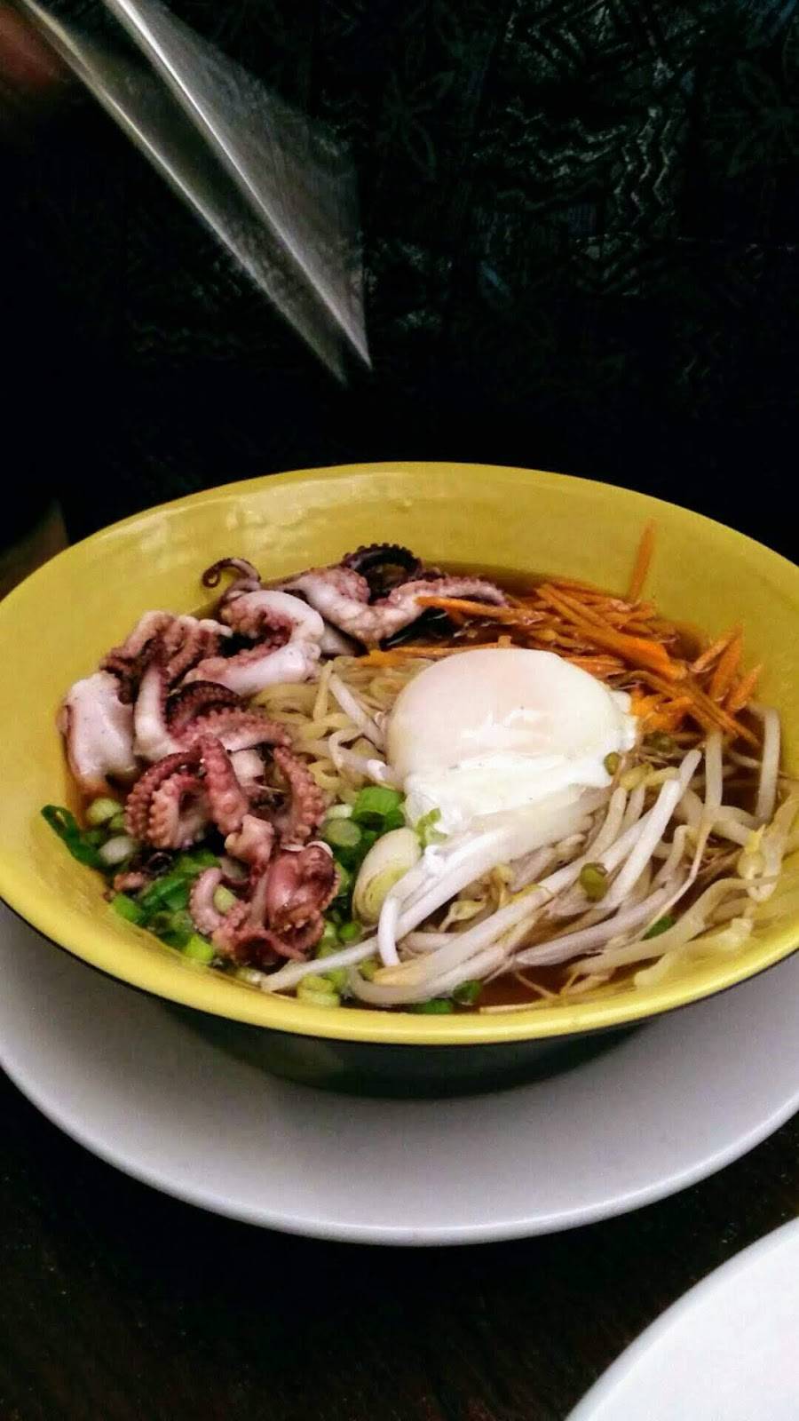 Stone Bowl | restaurant | 3355 Madison Rd, Cincinnati, OH 45209, USA | 5135339600 OR +1 513-533-9600