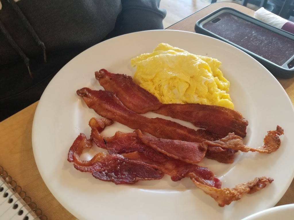 Midtown Zefs | restaurant | 4160 Woodward Ave, Detroit, MI 48201, USA | 3138311210 OR +1 313-831-1210