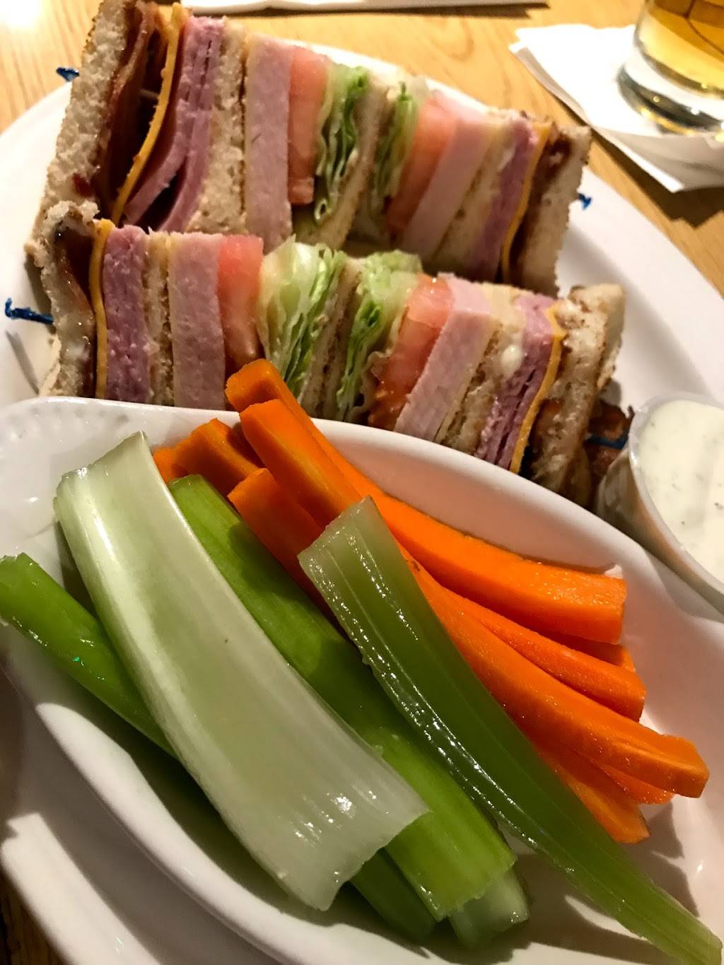 J W & Friends | restaurant | 6531 Backlick Rd, Springfield, VA 22150, USA | 7034514556 OR +1 703-451-4556