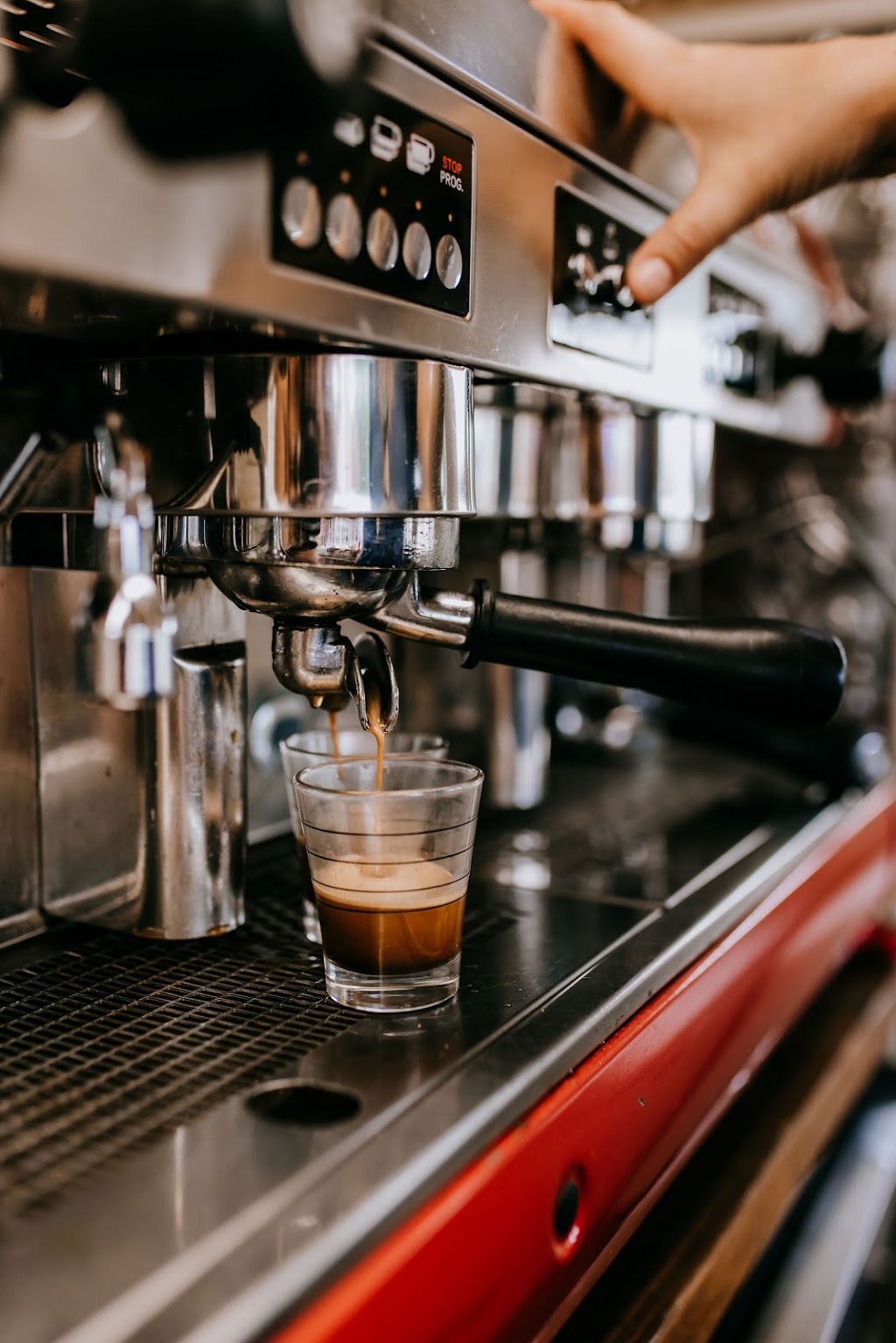 Buzzed Brumby, LLC | meal takeaway | 105 Elm St, Hico, TX 76457, USA | 2544138772 OR +1 254-413-8772