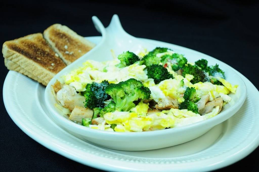 Abbyland Restaurant | restaurant | 219 Plaza Dr, Curtiss, WI 54422, USA | 7152236666 OR +1 715-223-6666