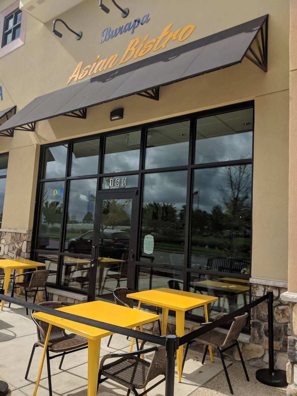 Burapa Asian Bistro | restaurant | 20 Town Square #160, Lovettsville, VA 20180, USA | 7033491188 OR +1 703-349-1188