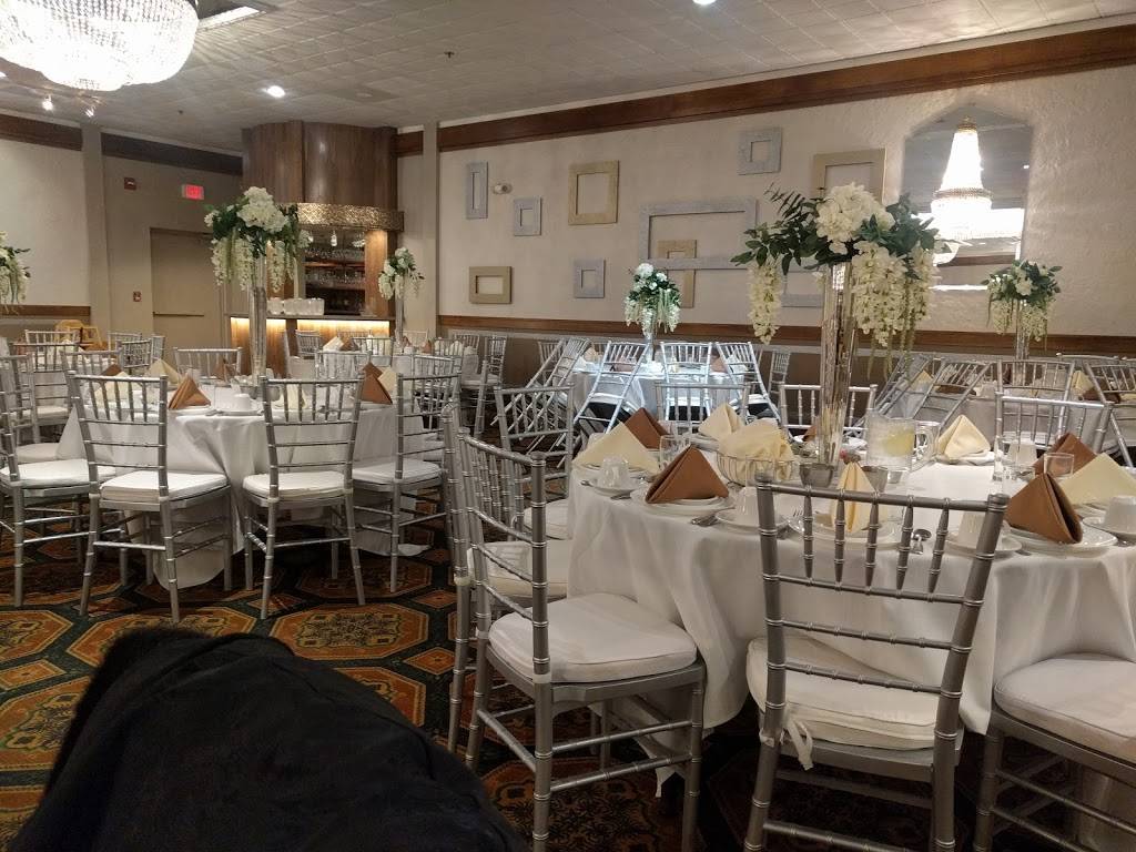 Lone Tree Manor Banquet Hall & Catering | restaurant | 7730 N Milwaukee Ave, Niles, IL 60714, USA | 8479670966 OR +1 847-967-0966