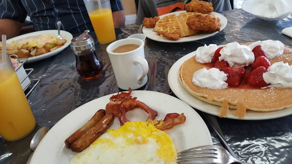 America Waffles | restaurant | 1540 E March Ln # B5, Stockton, CA 95210, USA | 2099511175 OR +1 209-951-1175