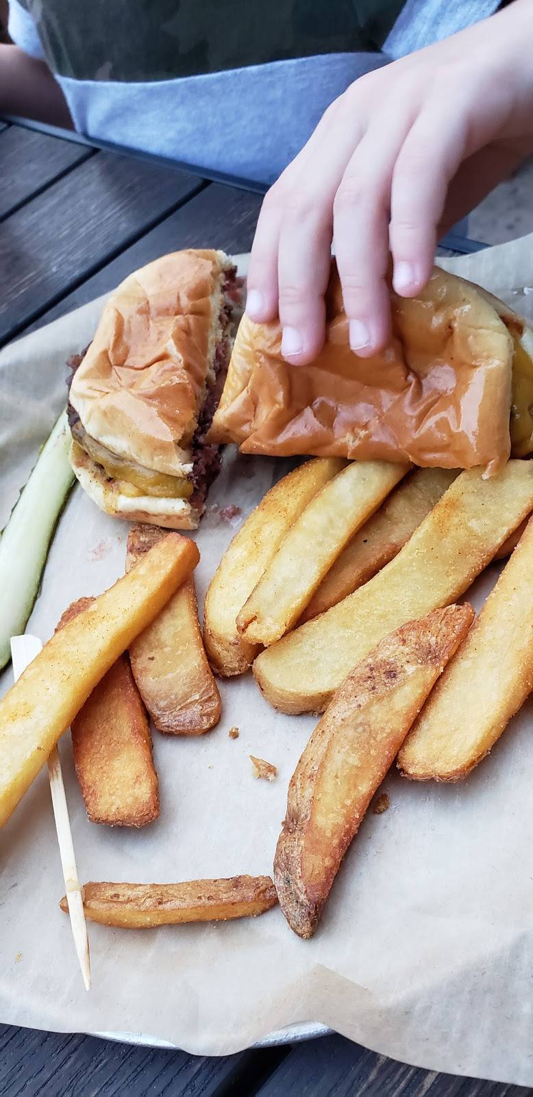 World of Beer | restaurant | 2643 Commercial Center Blvd Suite B390, Katy, TX 77494, USA | 2813949625 OR +1 281-394-9625