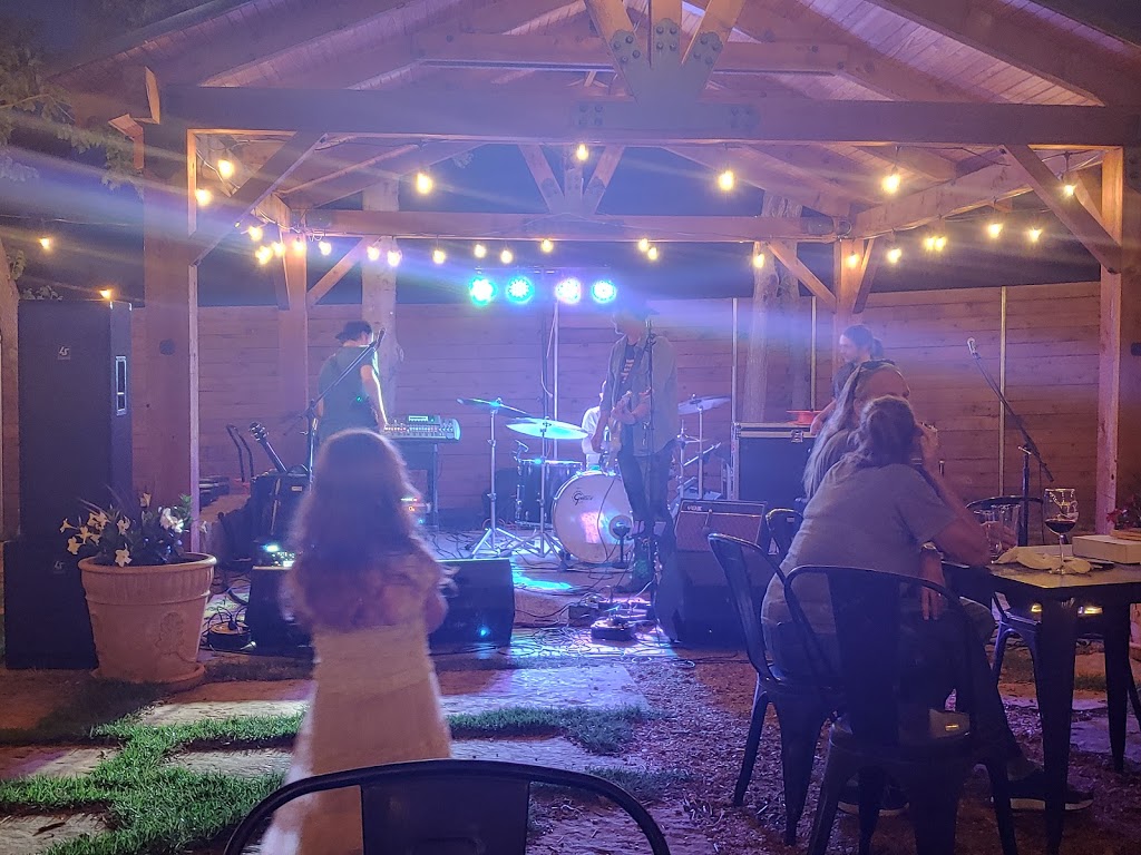 The Flower Shop Winery | restaurant | 629 W Main St, Yukon, OK 73099, USA | 4053245333 OR +1 405-324-5333