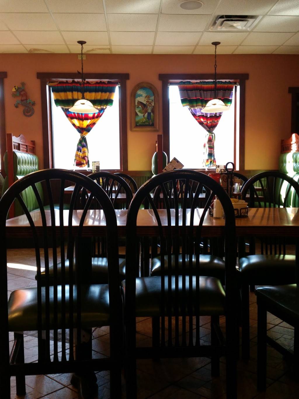 Camino Real Mexican Restaurant | restaurant | 1050 N Jackson St, Tullahoma, TN 37388, USA | 9313933274 OR +1 931-393-3274