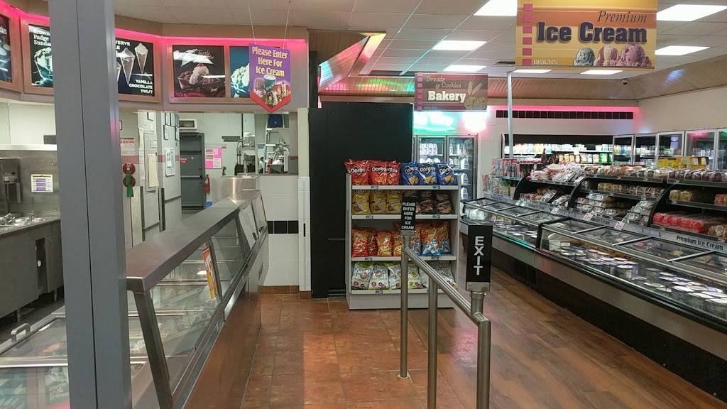 Braums Ice Cream & Burger Restaurant | restaurant | 1428 Independence Pkwy, Plano, TX 75075, USA | 9725961404 OR +1 972-596-1404