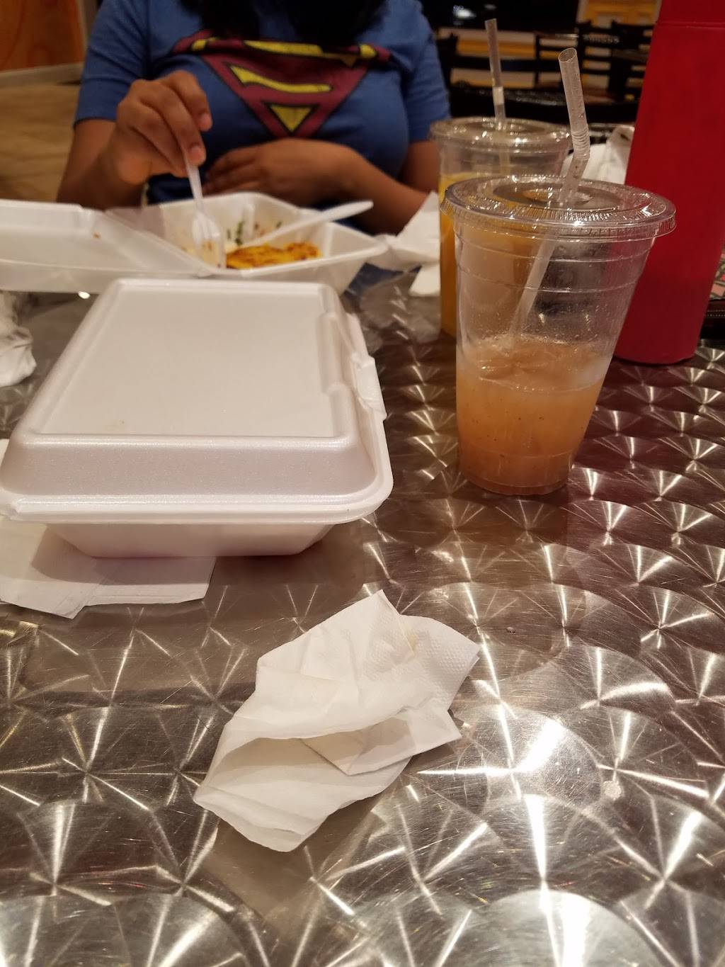 Cachapa Loka | restaurant | 129-131 Bloomfield Ave, Newark, NJ 07104, USA | 8622379400 OR +1 862-237-9400