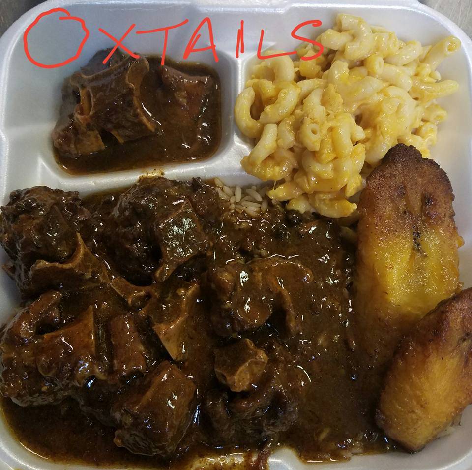 Carnival Jamerican Eats | restaurant | 5616 Redan Rd, Stone Mountain, GA 30088, USA | 4044381514 OR +1 404-438-1514