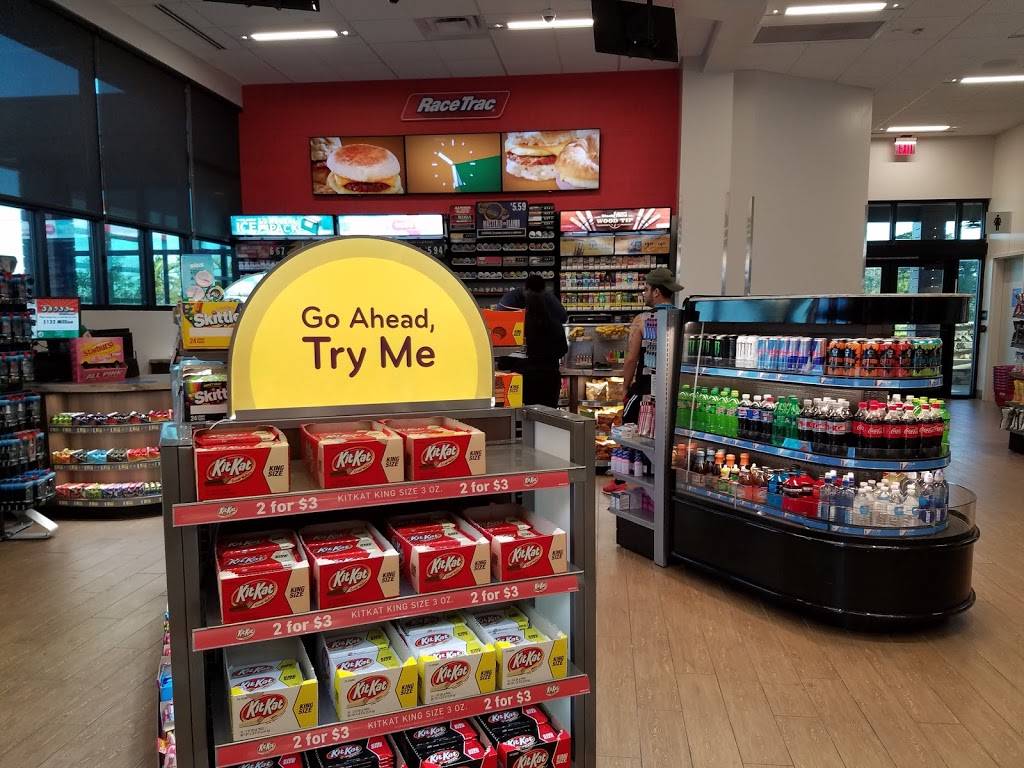 RaceTrac | bakery | 11201 SW 216th St, Miami, FL 33170, USA | 3052350033 OR +1 305-235-0033