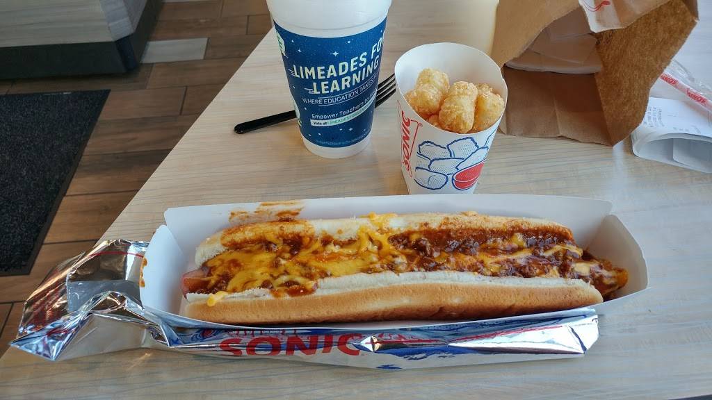 Sonic Drive-In | restaurant | 2321 E Markland Ave, Kokomo, IN 46902, USA | 7654505288 OR +1 765-450-5288