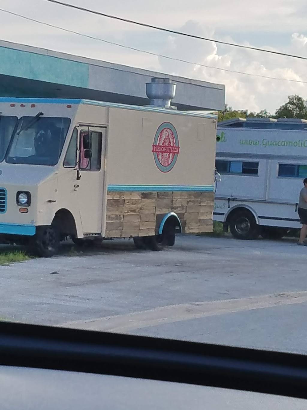 Plant Mission Kitchen | restaurant | 1322 25th St, Orlando, FL 32805, USA | 4077579240 OR +1 407-757-9240