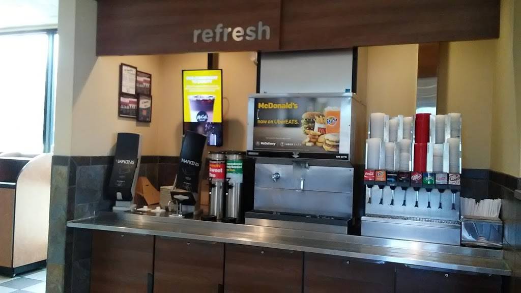 McDonalds | cafe | 6335 E Greenway Rd, Scottsdale, AZ 85254, USA | 4803687930 OR +1 480-368-7930