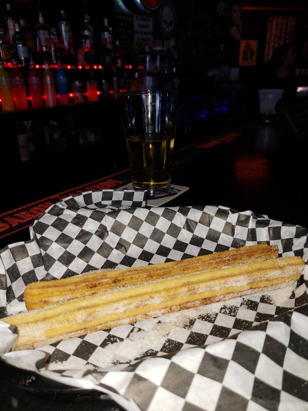 Extra Point Sports Bar | restaurant | 4050 E 100th Ave, Denver, CO 80229, USA | 3034529353 OR +1 303-452-9353