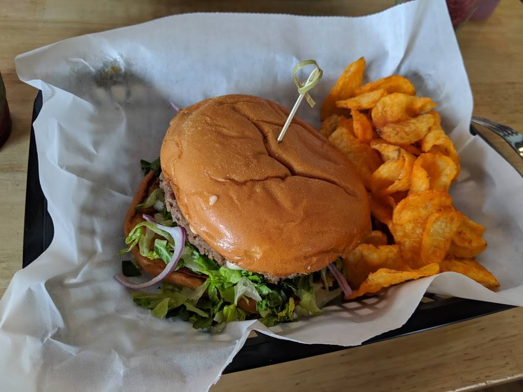 The Grind House | restaurant | 1 Central St, Bangor, ME 04401, USA | 2075731588 OR +1 207-573-1588