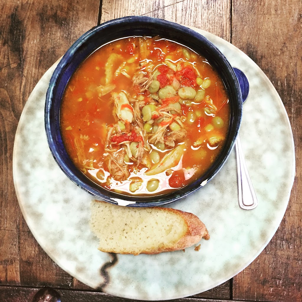 Delta Meat Market | restaurant | 215 Cotton Row, Cleveland, MS 38732, USA | 6624446328 OR +1 662-444-6328