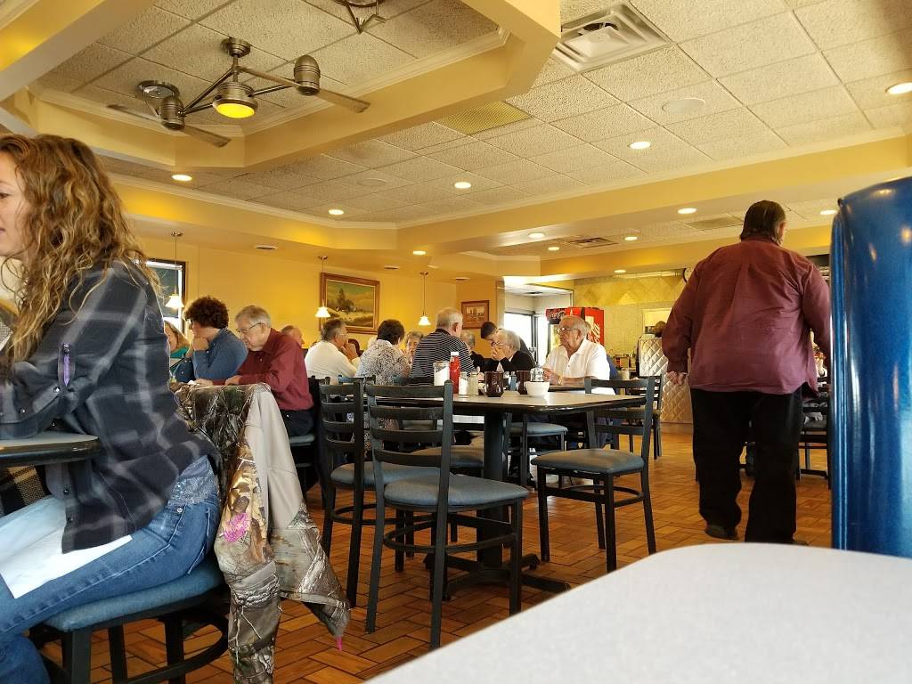 Papous Place | restaurant | 67240 Main St, Richmond, MI 48062, USA | 5867271199 OR +1 586-727-1199