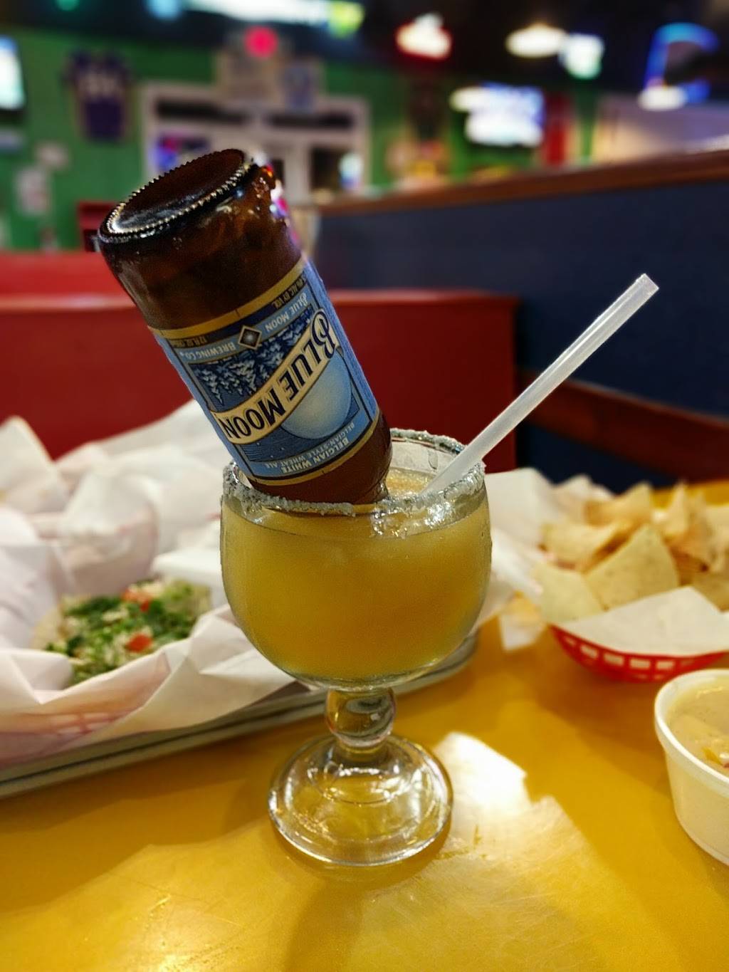 Fuzzys Taco Shop | restaurant | 115 Industrial St, Denton, TX 76201, USA | 9403808226 OR +1 940-380-8226