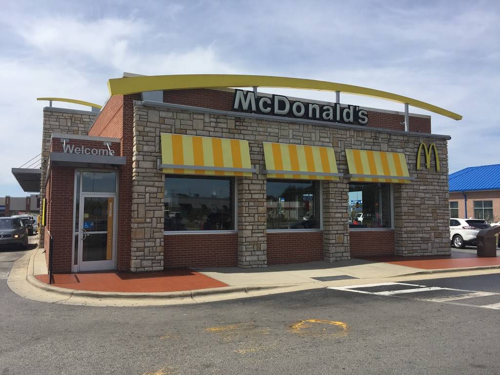 McDonalds | cafe | 7770 Good Middling Dr, Fayetteville, NC 28304, USA | 9108644411 OR +1 910-864-4411