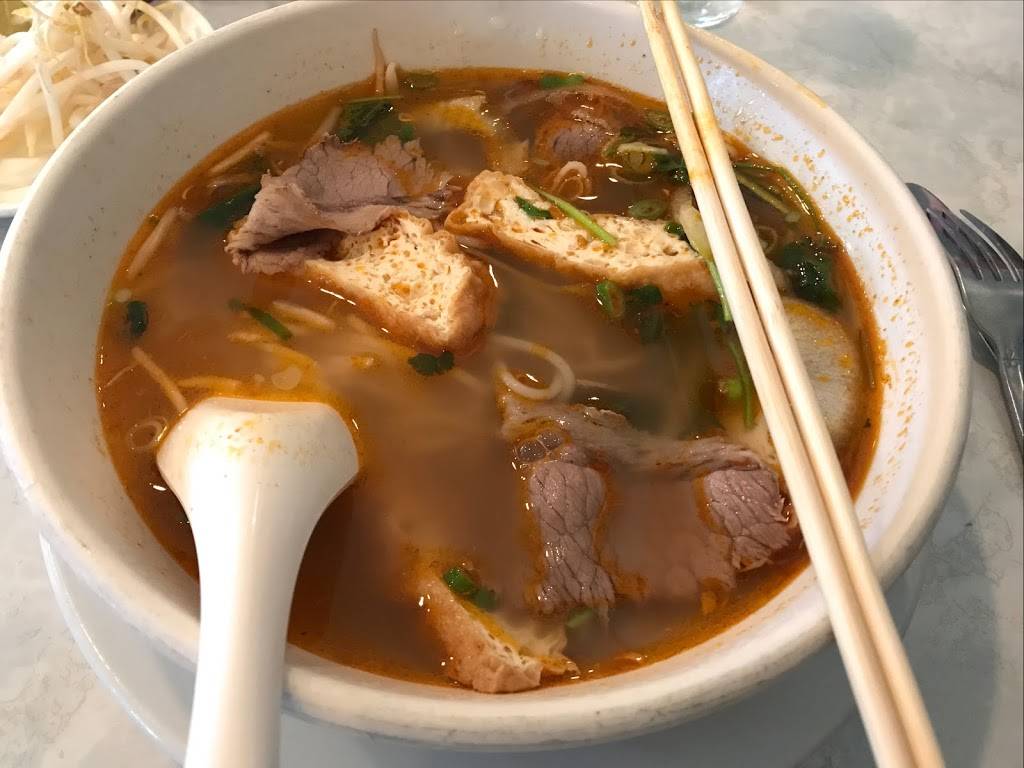 Pho Lemongrass | restaurant | 239 Harvard St, Brookline, MA 02446, USA | 6177318600 OR +1 617-731-8600