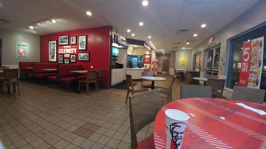 KFC | restaurant | 216 E Little Creek Rd, Norfolk, VA 23505, USA | 7575873258 OR +1 757-587-3258