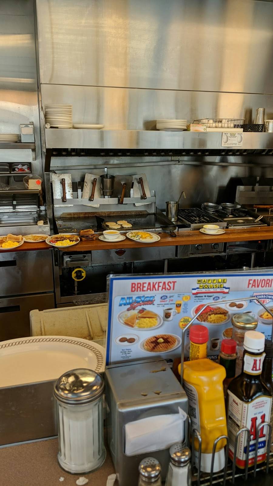 Waffle House | meal takeaway | 408 Pratt Ave NE, Huntsville, AL 35801, USA | 2565345977 OR +1 256-534-5977