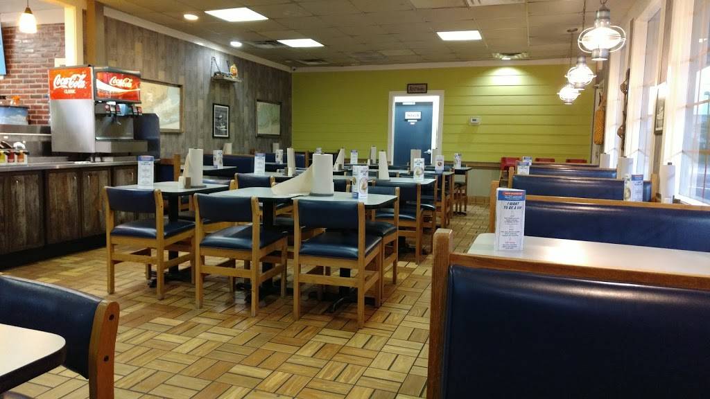 Captain Ds | restaurant | 7331 Garners Ferry Rd, Columbia, SC 29209, USA | 8037834151 OR +1 803-783-4151