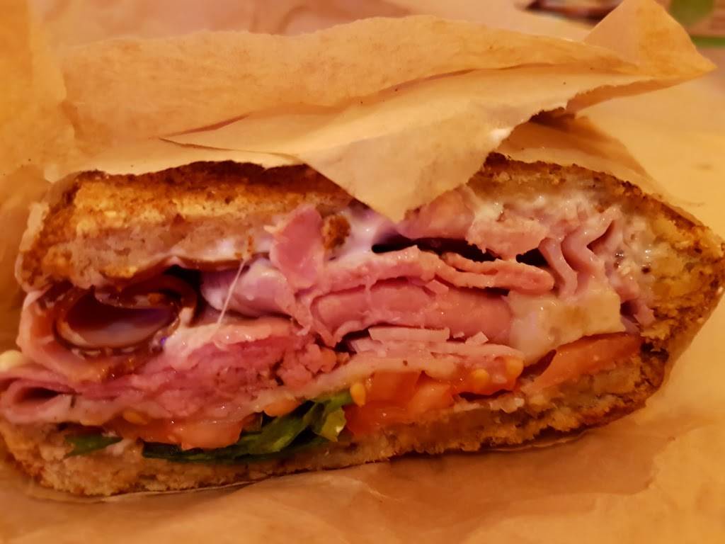 Sno Cafe | restaurant | Snoqualmie Reservation, Snoqualmie, WA 98065, USA | 4258881234 OR +1 425-888-1234