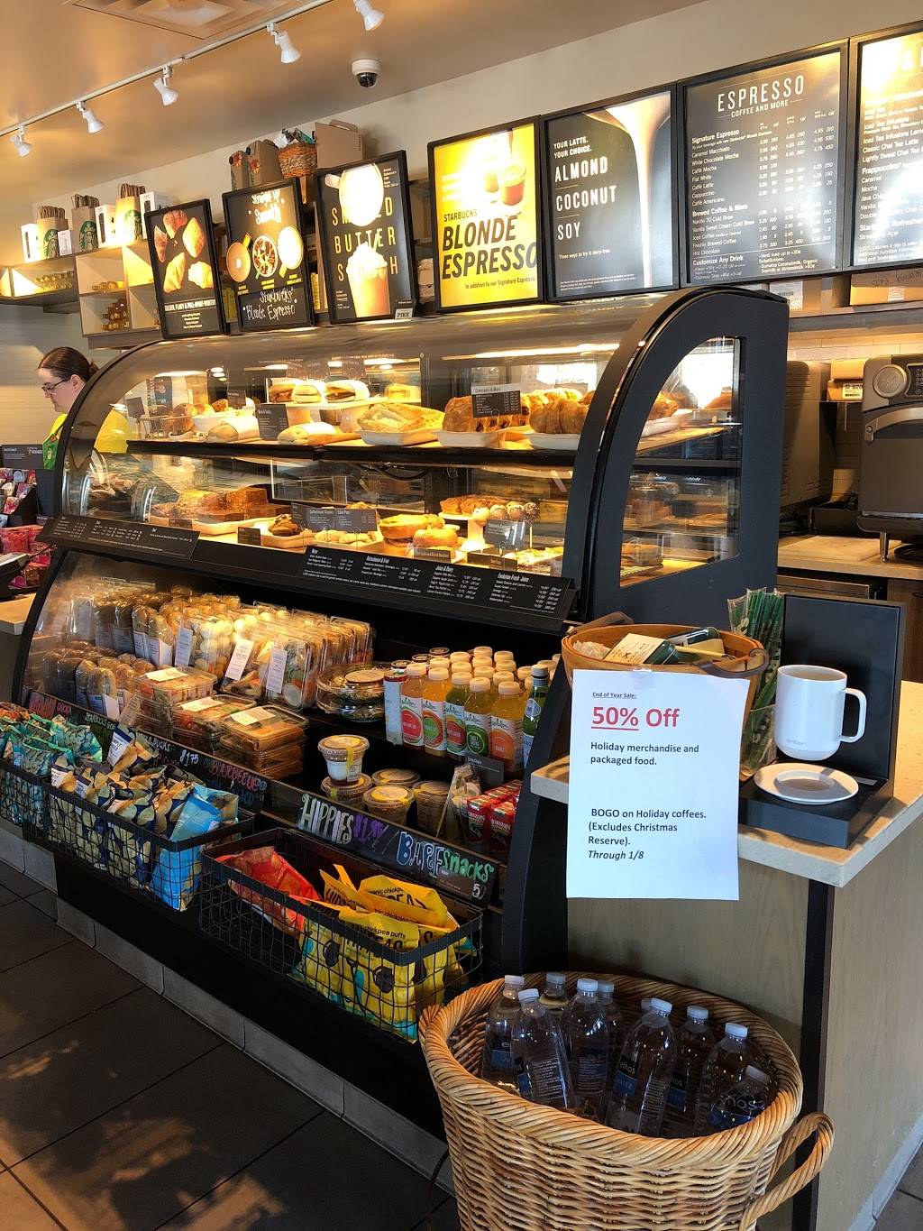 Starbucks | cafe | 3782 Tyler St C, Riverside, CA 92503, USA | 9516881210 OR +1 951-688-1210