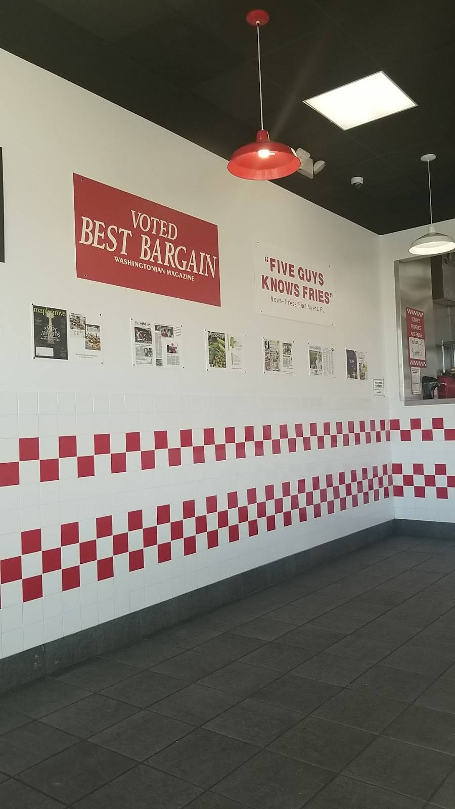 Five Guys | meal takeaway | 3840 Promenade Parkway Suite N-1, DIberville, MS 39540, USA | 2283923390 OR +1 228-392-3390